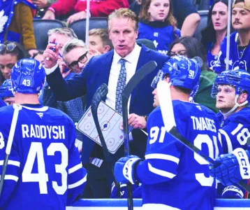 Ex-NMU champ Hiller, ex-Wings coach Babcock back in NHL